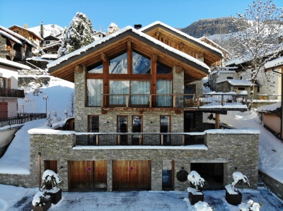 Luxury chalet wood mountain