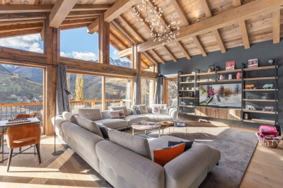 Living room modern chalet