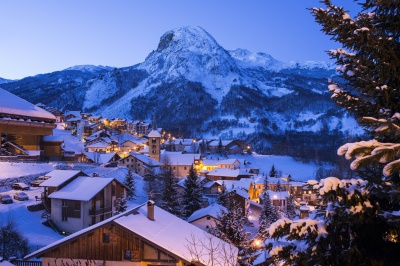 View village St Martin de Belleville night spots