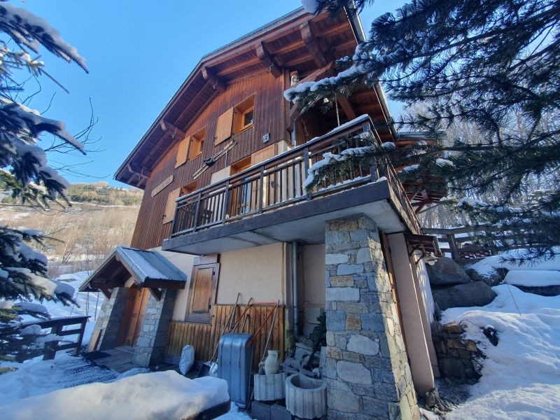 Chalet divided into 2 apartments - Le Bettaix