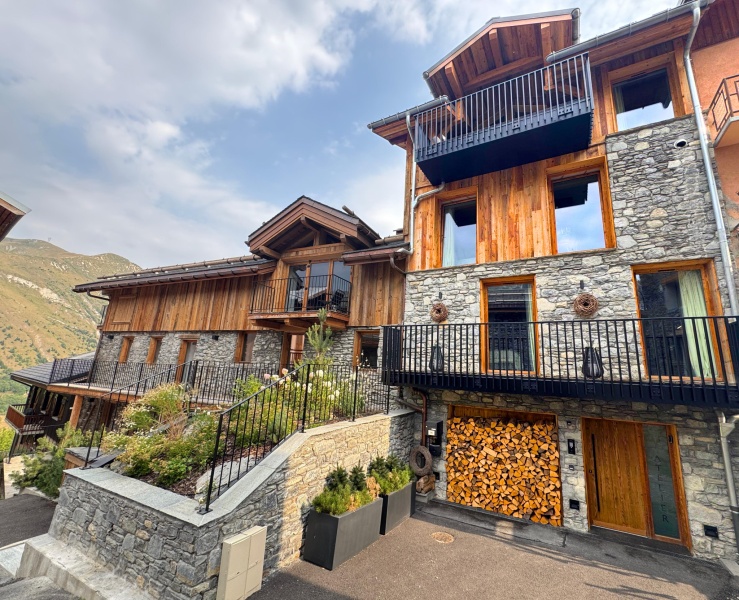 Renovated chalet in Saint-Martin-de-Belleville - Photo N°2