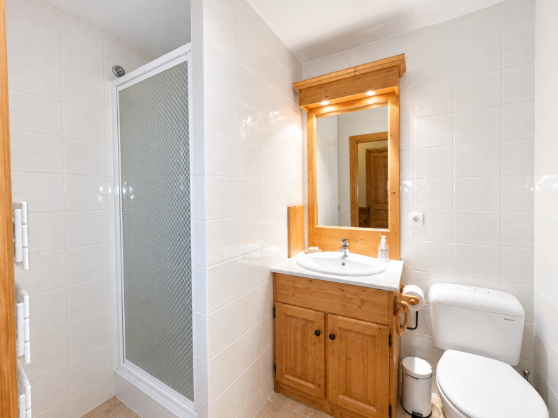 Detached chalet in Villarabout - Photo N°11